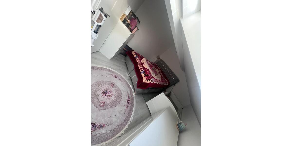 Dachgeschoßwohnung Rosenheim Aising - 3 Zimmer, 65 m&sup2;, 310.000&euro; | Angebot:26261855