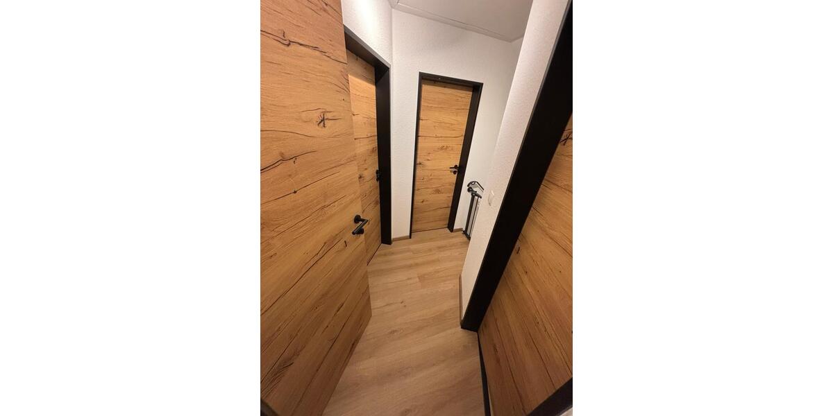 Modern saniertes Haus zu vermieten 4 zimmer