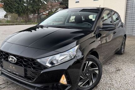 Hyundai i20 50.000 km 14.490 &euro; Bad Aibling 83043