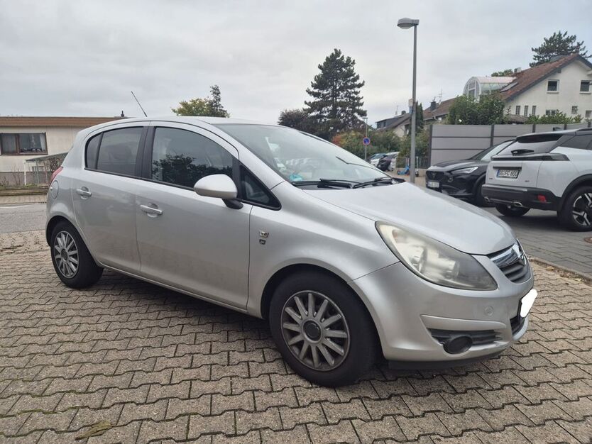 Opel Corsa 145.600 km 3.100 € Rüsselsheim am Main 65428