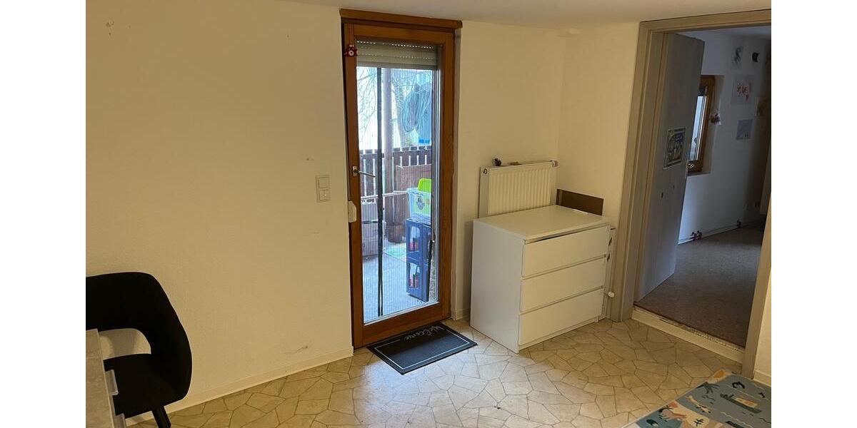 Erdgeschoßwohnung Kernen im Remstal - 3 Zimmer, 82 m&sup2;, 900&euro; | Angebot:24994543