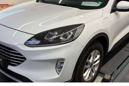 Ford Kuga 27.490 km 22.890 &euro; Germersheim 76726