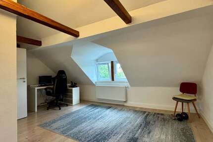 Haus Schweinfurt Haardt - 4 Zimmer, 100 m&sup2;, 285.000&euro; | Angebot:25286083