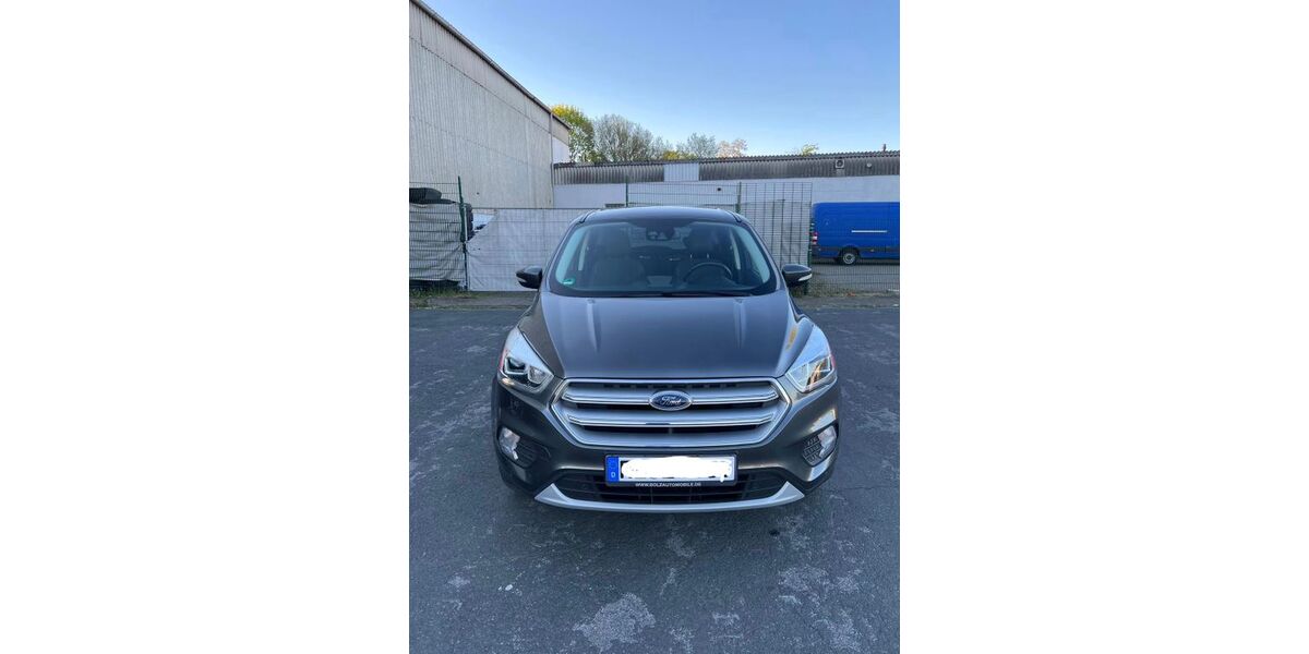 Ford Kuga 68.000 km 15.500 &euro; Datteln 45711