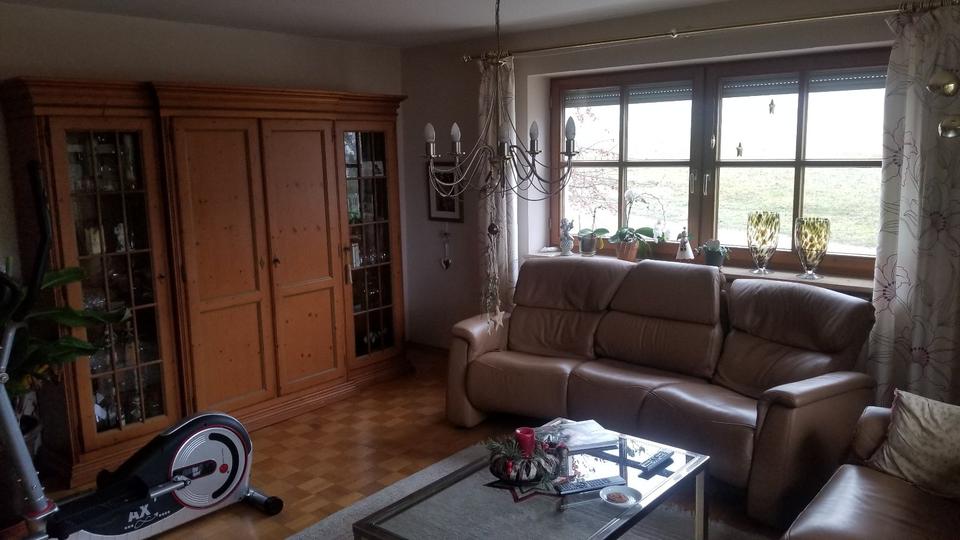 Bauernhaus, Landhaus Wolnzach - 6 Zimmer, 218 m&sup2;, 1.550&euro; | Angebot:24849177