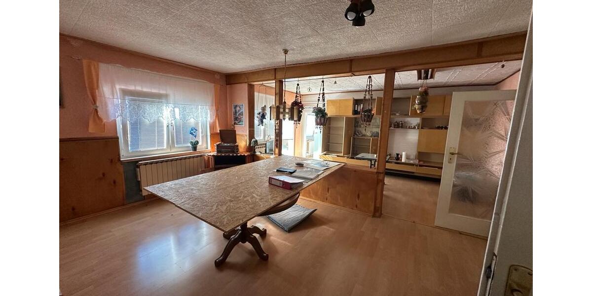 Einfamilienhaus Sonneberg - 7 Zimmer, 150 m&sup2;, 129.000&euro; | Angebot:26039759
