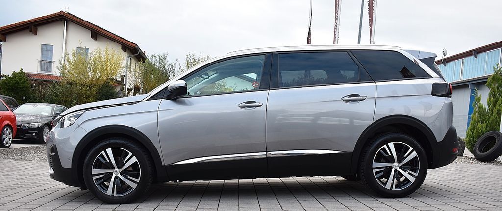 Peugeot 5008 172.400 km 16.900 € Buchloe 86807