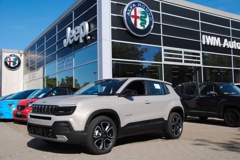 Jeep Avenger 25.000 km 23.390 € Würzburg 97076