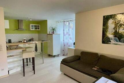 Charmante und helle 2-Zimmer-Souterrain-Wohnung 2 zimmer