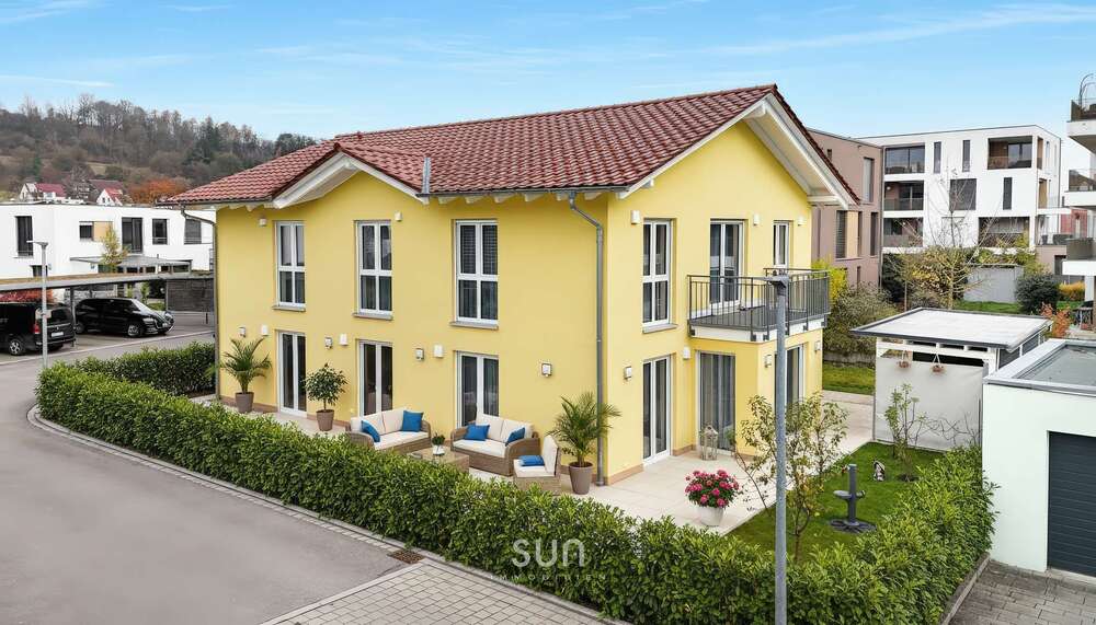 Haus zum Kaufen in Elchingen-Thalfingen 999.000 € 239 m² 8.5 zimmer