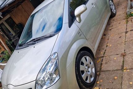 Toyota Corolla Verso 78.000 km 6.900 € hATTERSHEIM AM MAIN 65795