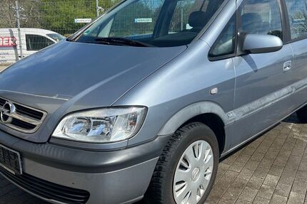 Opel Zafira 147.000 km 800 &euro; Büdingen 63654