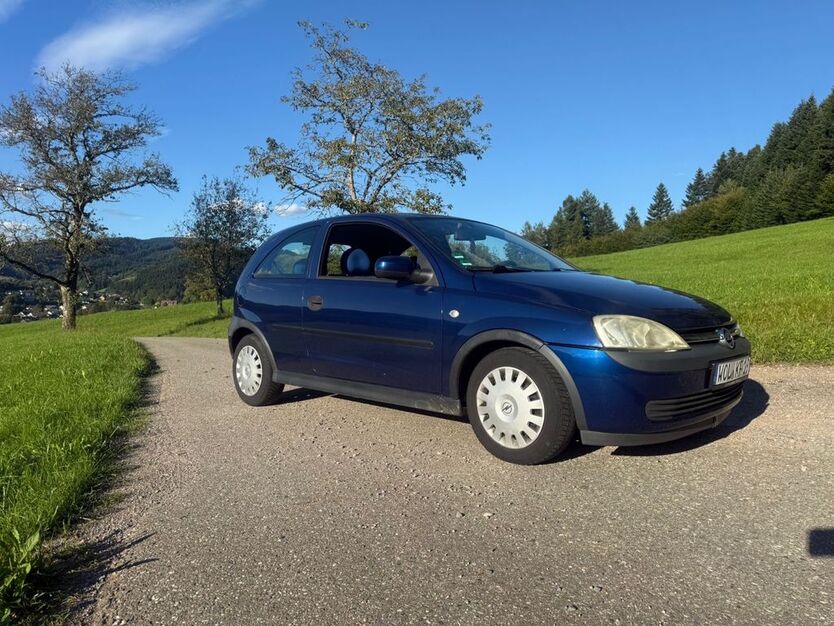 Opel Corsa 198.000 km 999 € Zell am harmersbach 77736