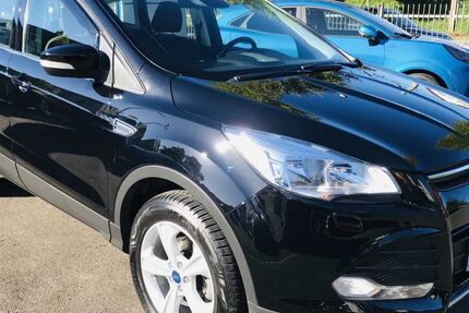 Ford Kuga 54.310 km 13.985 € Berlin 13127