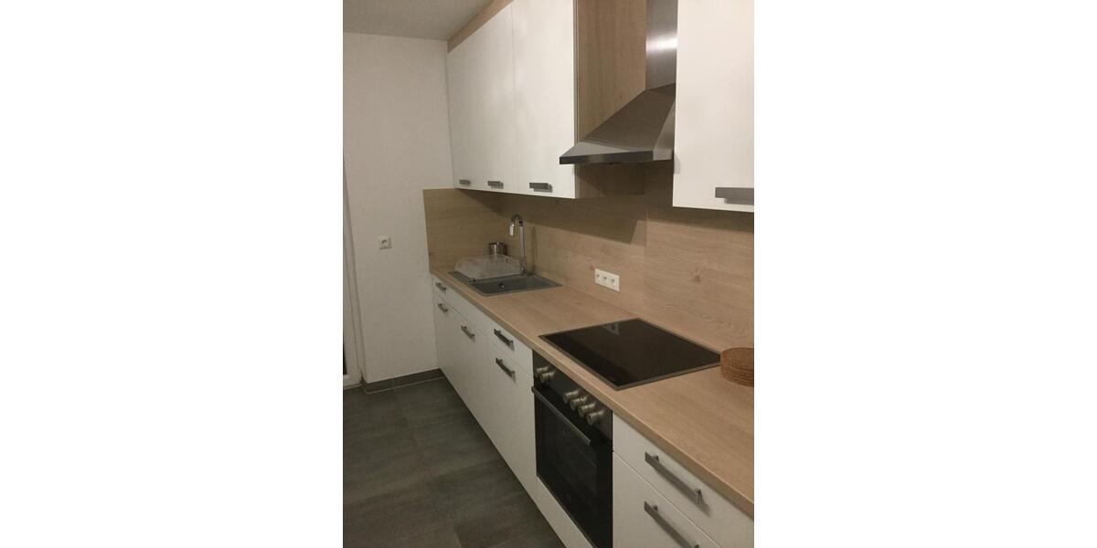 Etagenwohnung Neutraubling - 1 Zimmer, 85 m&sup2;, 635&euro; | Angebot:24803939