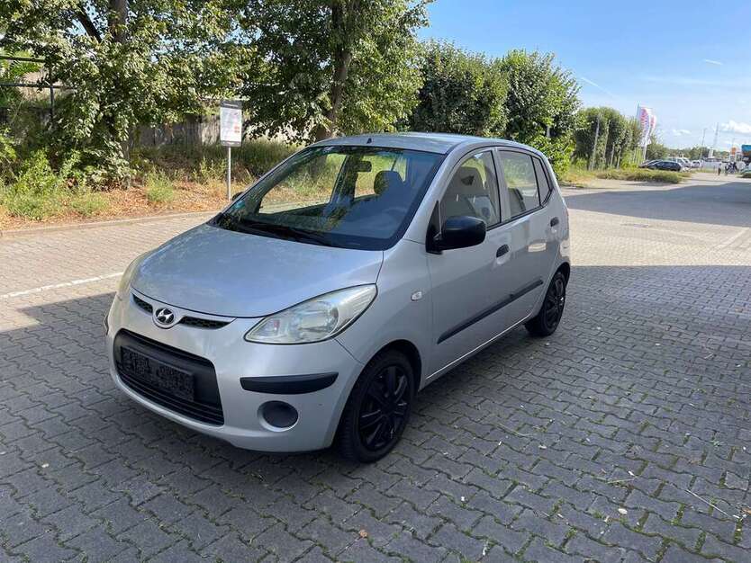 i10