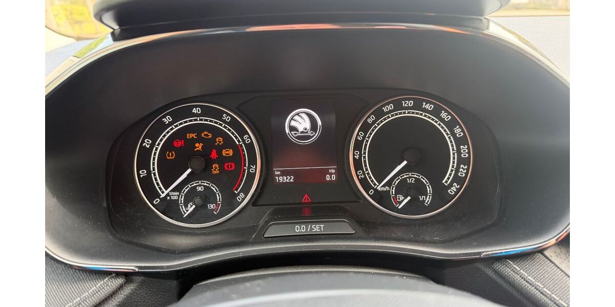 Skoda Fabia 19.300 km 18.200 &euro; Meinersen 38536