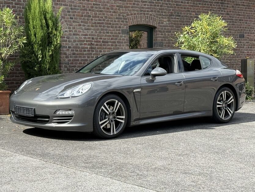 Porsche Panamera 130.700 km 29.790 € Frechen (bei Köln) 50226