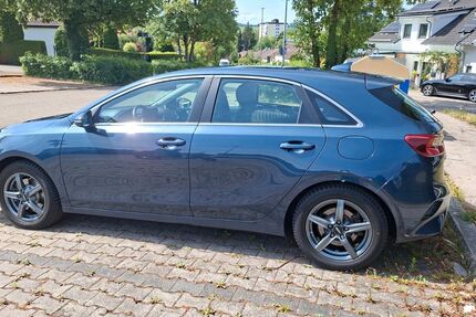 Kia ceed / Ceed 99.930 km 12.900 &euro; Kempten 87439