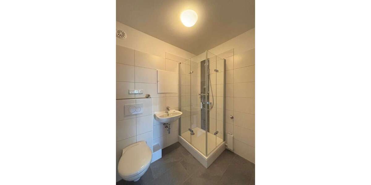 Etagenwohnung Görlitz Königshufen - 3 Zimmer, 70 m&sup2;, 396&euro; | Angebot:26584558