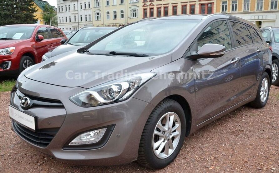 i30
