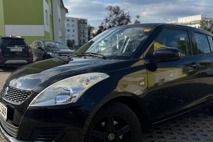 Suzuki Swift 78.000 km 6.600 € Bayreuth 95445