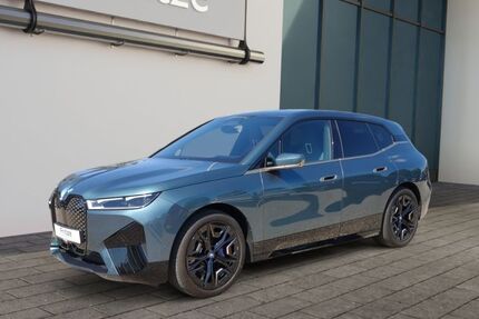 BMW iX 3.500 km 52.945 € Sangerhausen 06526