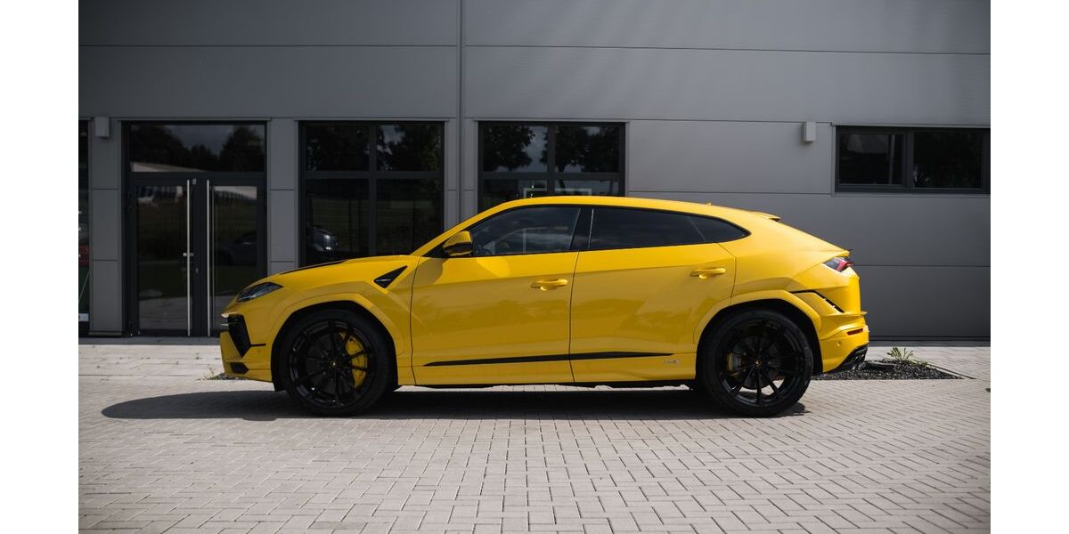 Lamborghini Urus 32.600 km 264.900 € Holzwickede 59439