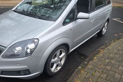 Opel Zafira 176.000 km 2.890 &euro; Raunheim 65479