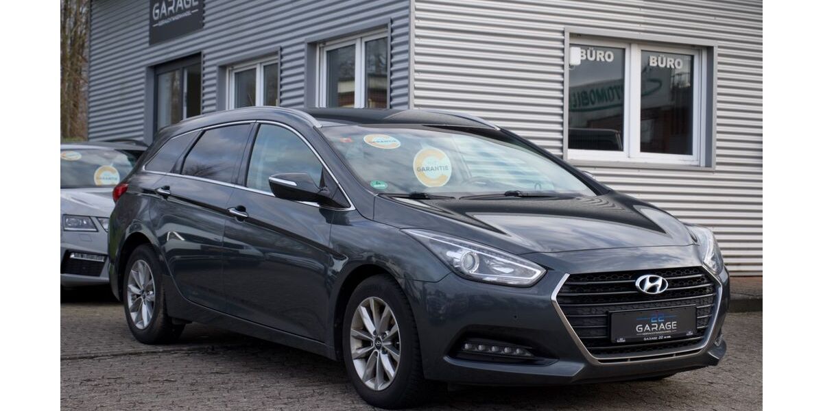 Hyundai i40 122.000 km 10.600 &euro; Kiel 24146