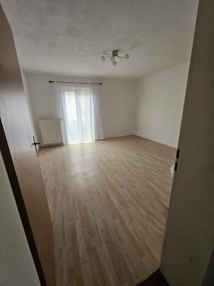 3-Zimmer-Wohnung (1. OG) mit Kamin, Garten - Holenbrunn