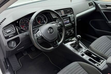 VW Golf 99.600 km 9.350 &euro; Sinzheim 76547