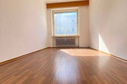 Gewerbeobjekt Freilassing - 1 Zimmer, 17 m&sup2;, 210&euro; | Angebot:26318738