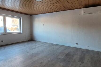 Wohnung Hof - 2.5 Zimmer, 67 m&sup2;, 430&euro; | Angebot:26548816