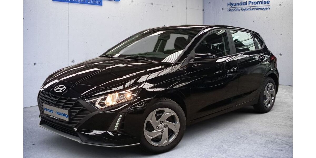 Hyundai i20 13.950 km 16.490 &euro; Freiburg im Breisgau 79108