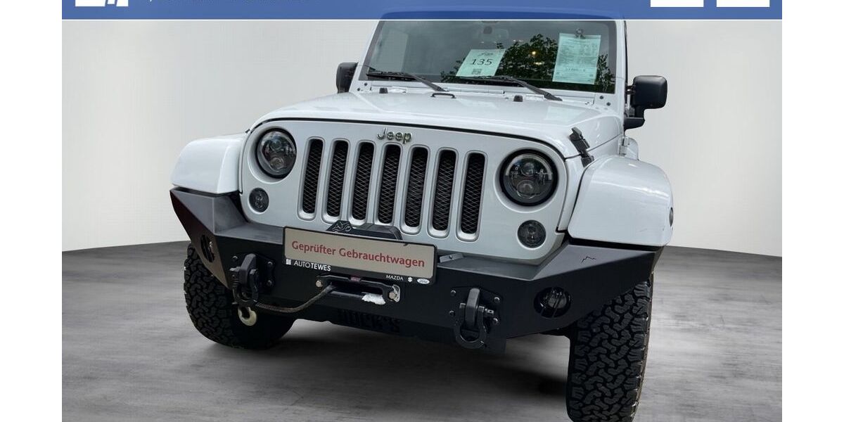 Jeep Wrangler 86.723 km 33.885 &euro; Hamburg 22041