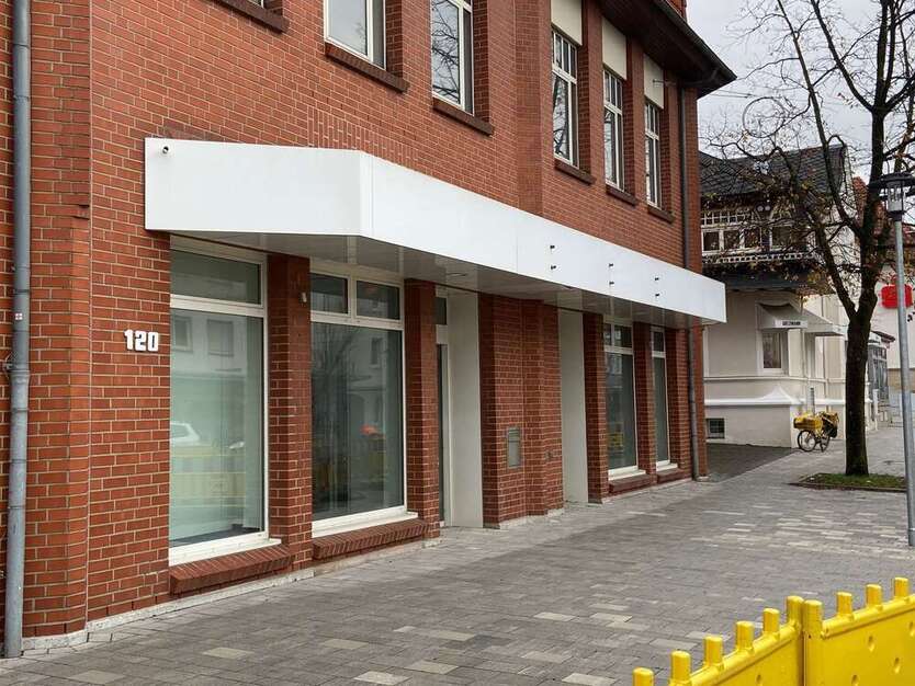 Büro in Bielefeld 4.829 € 439 m²