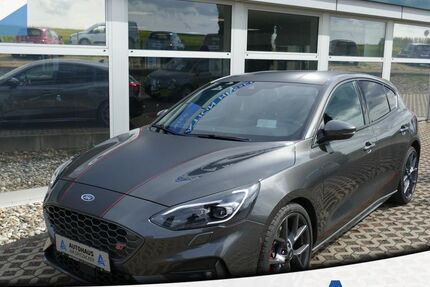 Ford Focus 38.431 km 24.650 &euro; Karben 61184