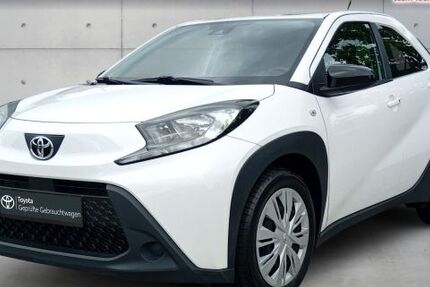 Toyota Aygo (X) 18.931 km 15.990 &euro; Pirna 01796