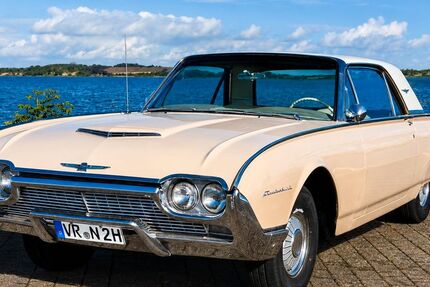 Ford Thunderbird 64.614 km 15.499 &euro; Mönchgut 18586