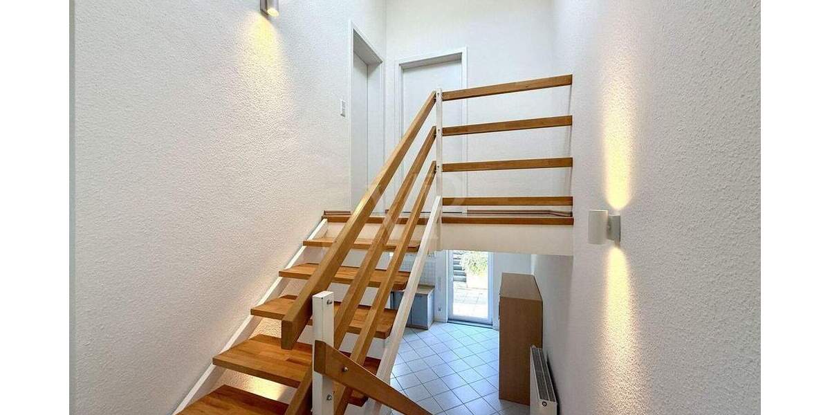 Reihenendhaus Hofheim am Taunus Lorsbach - 4 Zimmer, 141 m&sup2;, 1.950&euro; | Angebot:25360468