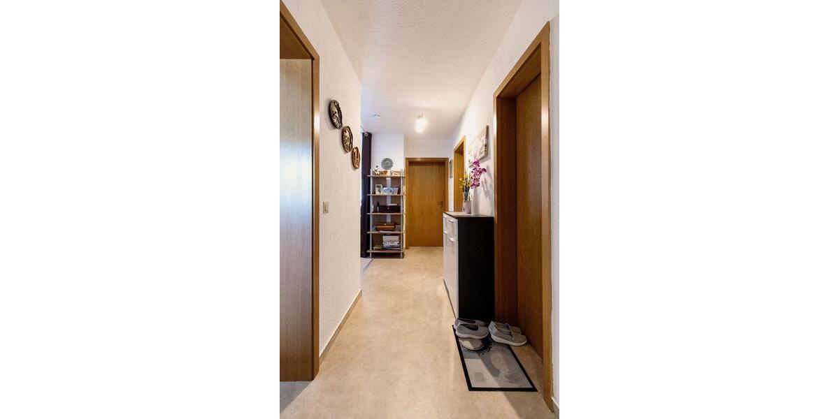 Erdgeschoßwohnung Geratal Geraberg - 3 Zimmer, 69 m&sup2;, 90.000&euro; | Angebot:26977878