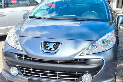Peugeot 207 127.000 km 3.499 &euro; Essen 45356