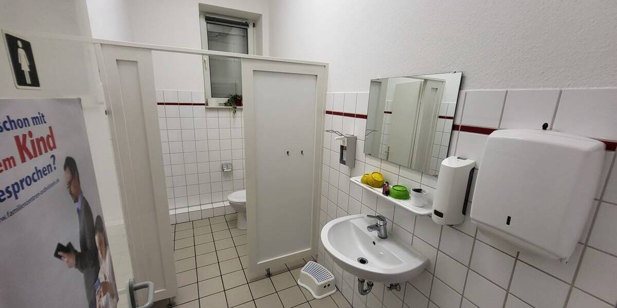 Gewerbeobjekt Bad Schwartau St. Lorenz Nord - 3.610&euro; | Angebot:25670261