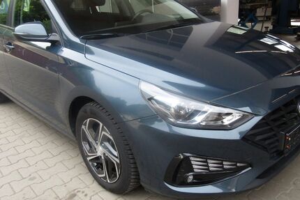 Hyundai i30 76.000 km 14.300 &euro; Brunnen 86564