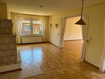 Von Privat: Einfamilienhaus mit Ausbaupotential in Wettmar 4 zimmer