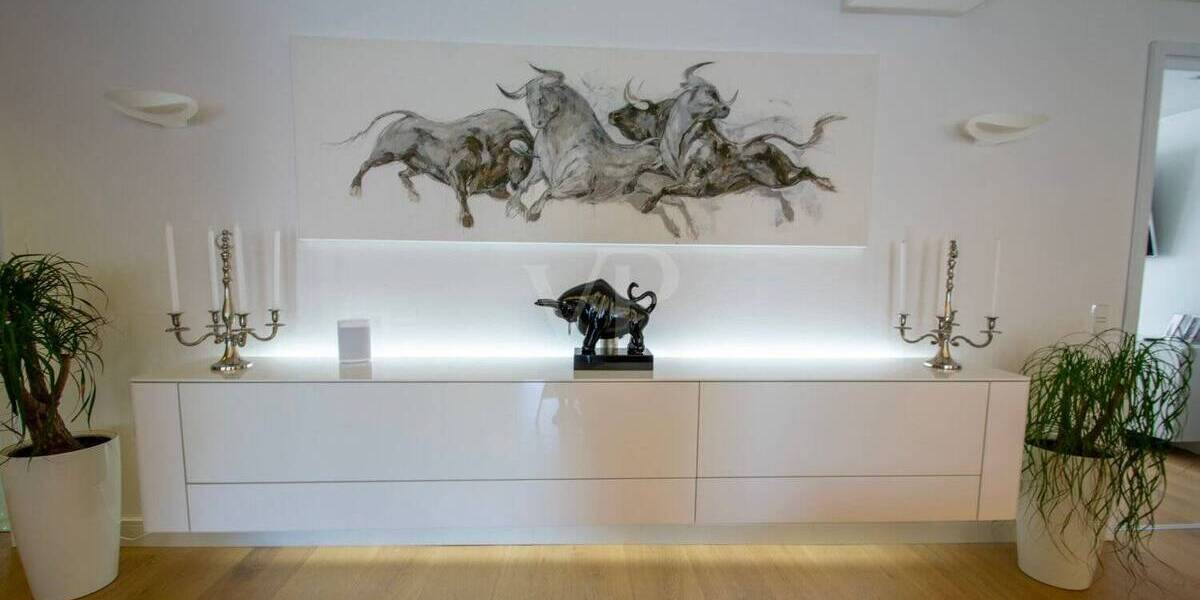 Etagenwohnung Suhl - 4 Zimmer, 184 m&sup2;, 399.000&euro; | Angebot:25742632