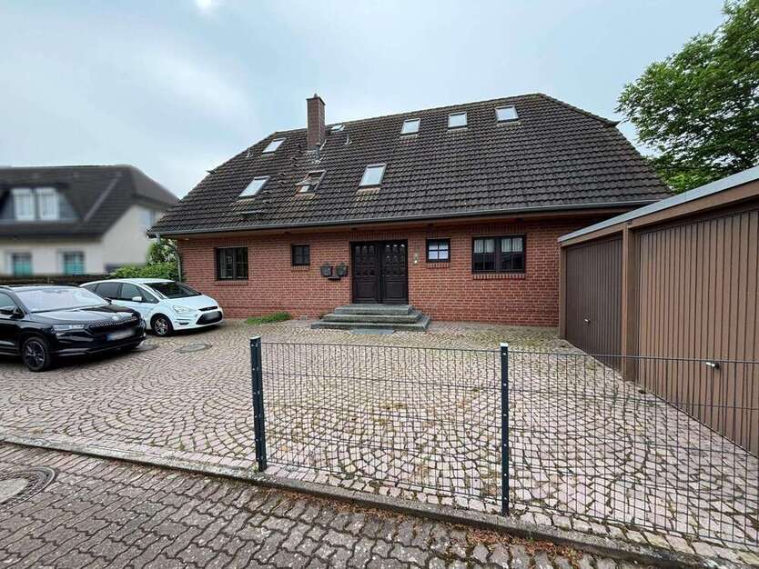 Haus zum Kaufen in Ronnenberg 640.000 € 213.28 m²
