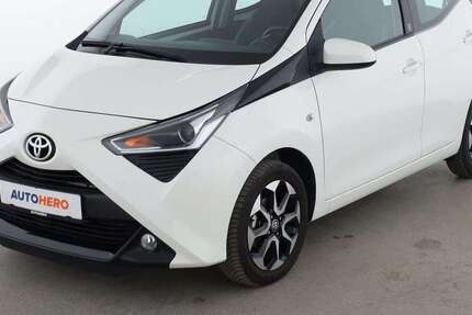Toyota Aygo 8.809 km 14.090 &euro; Frankfurt am Main 65936