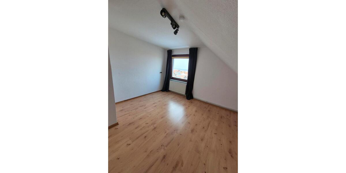 Dachgeschoßwohnung Salzgitter Ortschaft Nord - 3 Zimmer, 60 m&sup2;, 120.000&euro; | Angebot:25299125
